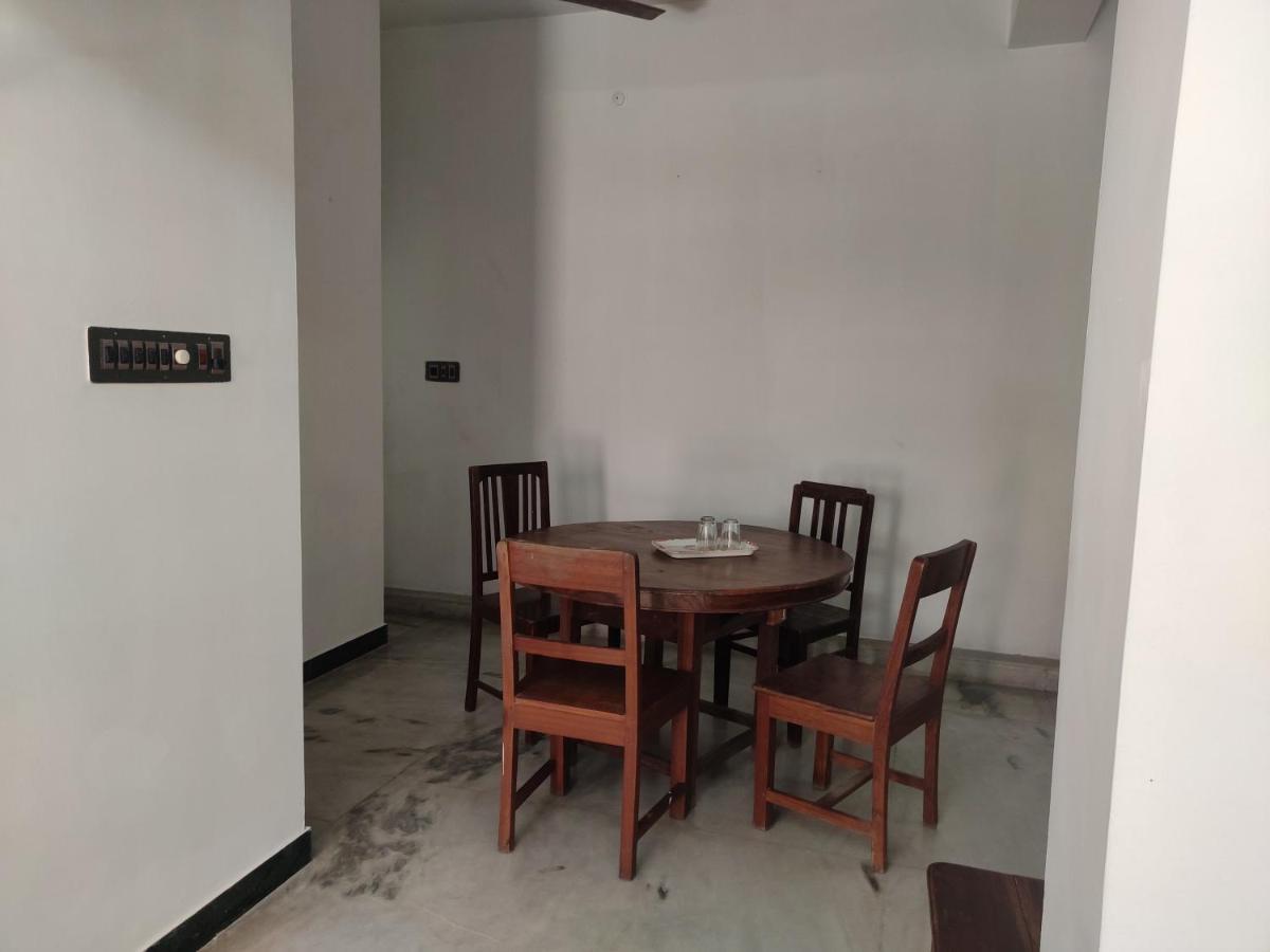 Villa Souhayl Homestay 퐁디셰리 외부 사진