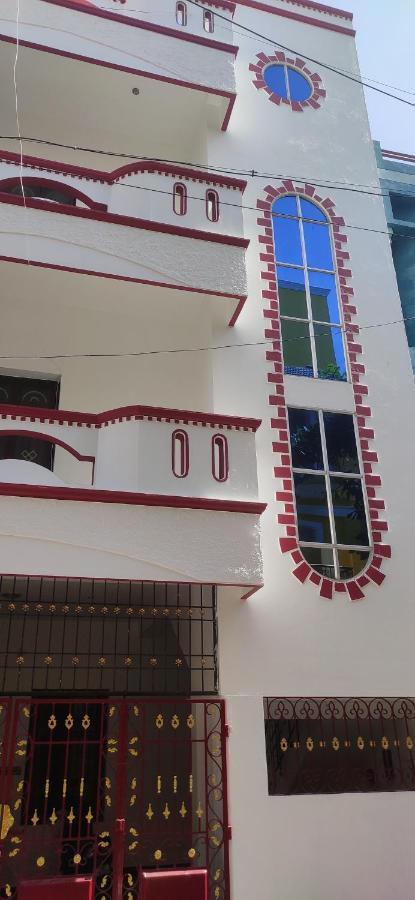 Villa Souhayl Homestay 퐁디셰리 외부 사진